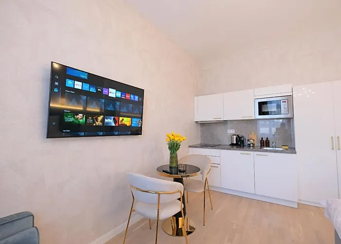 Luxemi I Wenceslas Square Apartment Prag