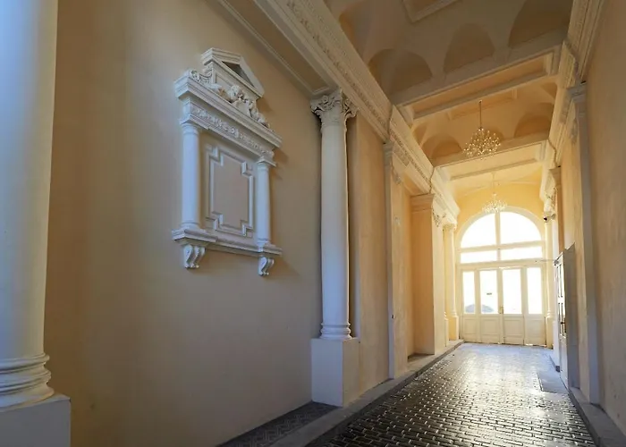 Luxemi I Wenceslas Square Apartment Prag